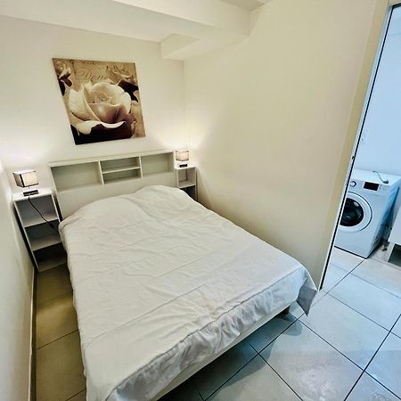 2 Suites, Cour Privee, Climatisation, Le Nid De Blois Vienne Exterior photo